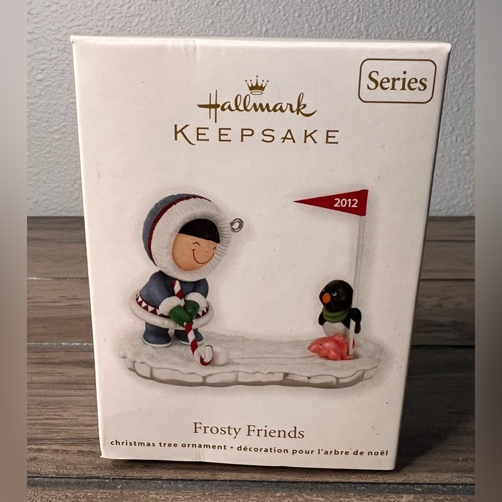 Hallmark NEW 2012 “Frosty Friends” Christmas Ornament 33rd in series